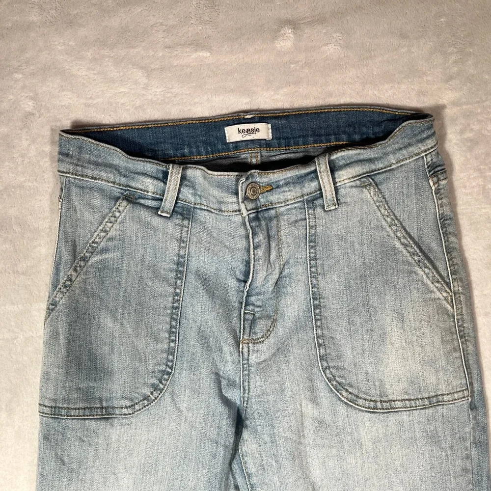 Kensie Jeans Womens 6/28 Light Wash High Rise Straight Leg Cropped Patch Pocket - Picture 2 of 9